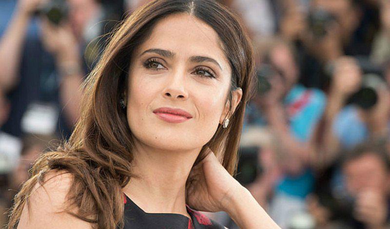 ¡Salma Hayek promociona su nueva película vestida con un fabuloso outfit!