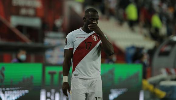 Luis Advíncula sufrió una lesión. (Foto: GEC)