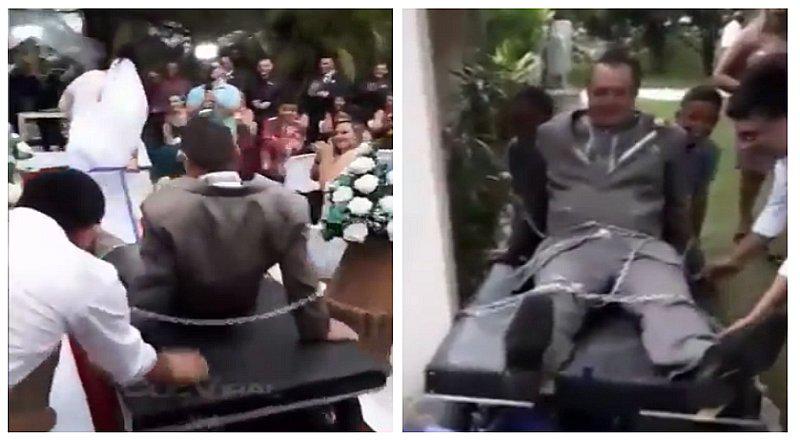 YouTube: novio encadenado es llevado al altar por su pareja en insólita boda (VIDEO)