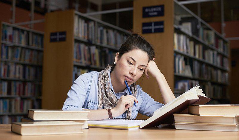 3 tips para elegir libros que ayuden a aprender inglés en poco tiempo