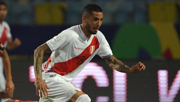 Sergio Peña realizó una polémica publicación a poco de sumarse a la Selección Peruana. (Foto: AFP)
