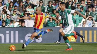 Betis con el peruano Juan Vargas vence al Valencia por 1-0