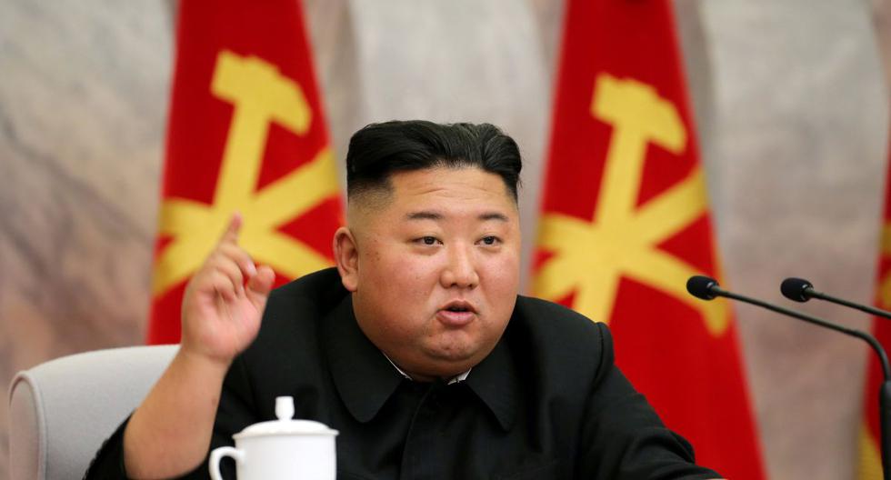El líder norcoreano Kim Jong-un habla durante la conferencia del Comité Militar Central del Partido de los Trabajadores de Corea en esta imagen publicada por la Agencia Central de Noticias de Corea del Norte (KCNA) el 23 de mayo de 2020. (Reuters/KCNA).