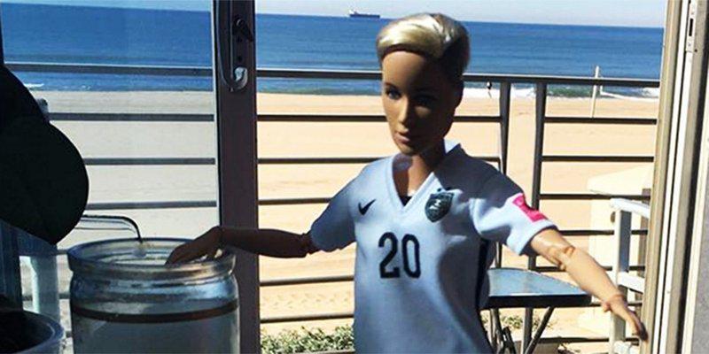 La Compañía Mattel crea la primera Barbie Masculina