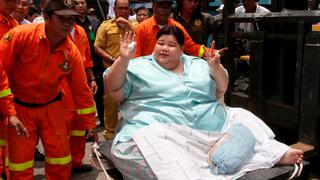 Mujer de 300 kilos fue llevada al hospital en grúa