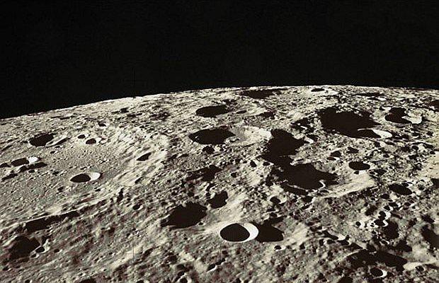 La Luna está seca y no tiene ni siquiera un pequeño rastro de agua