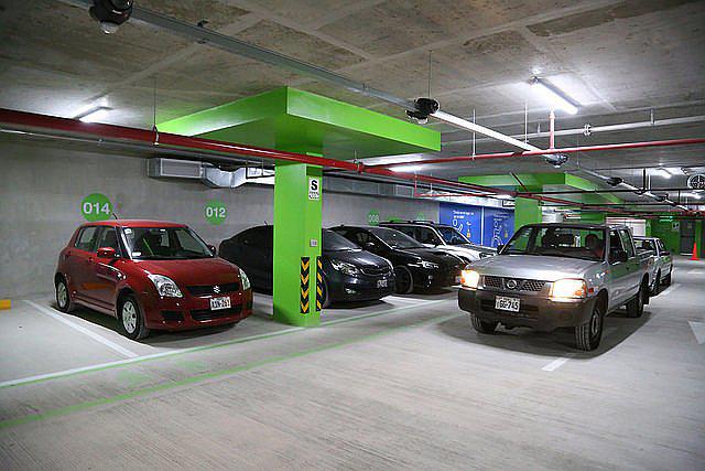 ​Inauguran moderno estacionamiento subterráneo en Miraflores (FOTOS)