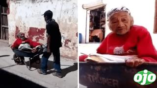 Abuelita de 100 años es llevada en carretilla para ser vacunada contra el Covid-19 | VIDEO