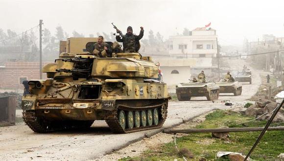 Tropas de Siria, Irán y Hezbollah avanzan por tierra contra terroristas
