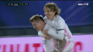 Real Madrid vs. Barcelona: Kroos, un balón detenido y un desvió para convertir el 2-0 en el clásico español | VIDEO