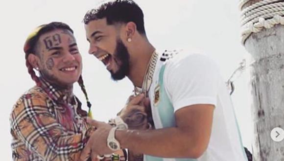 Tras lanzar BEBE, el puertorriqueño colaborócon el rapero para MALA, otro éxito (Foto: Tekashi 6ix9ine / Instagram)