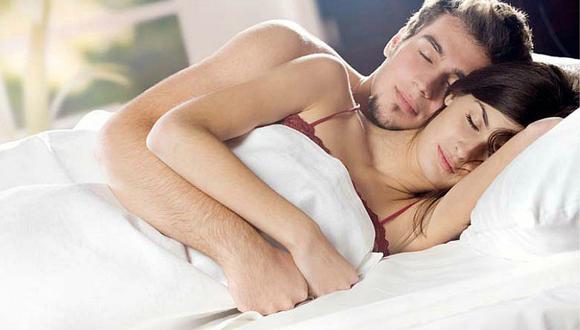 Dinos cómo duermes con tu pareja y te diremos cómo está tu relación 