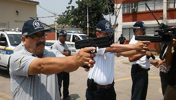 Lima: 30 serenos ya patrullan la ciudad con armas no letales [FOTOS Y VIDEO]