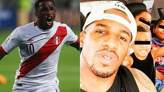 Jefferson Farfán publica enternecedora foto junto a equipo y otras personitas (FOTO)