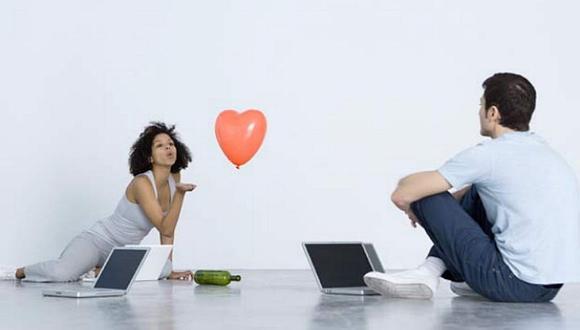 ¿En busca del amor? Tips para enamorar a alguien por Internet