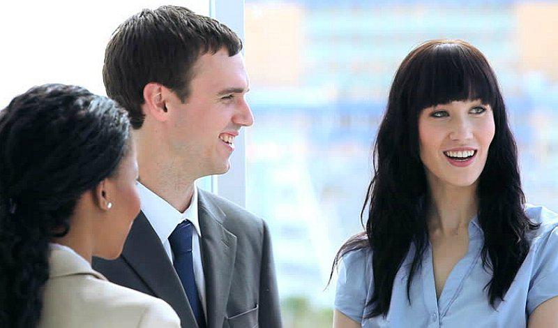 ¿Conviene tener una relación “demasiado buena” con tu jefe?