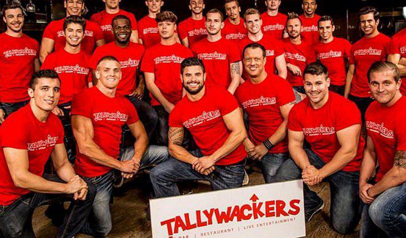 Tallywackers: restaurante parecido a Hooters brinda servicio exclusivo a mujeres
