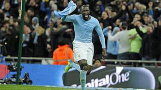 Premier League: Yaya Toure lleva al triunfo al Manchester City