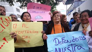 Vecinos de Magdalena protestan frente a sede del IMP