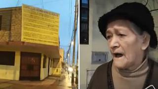 Abuela toca todos los días la puerta de su casa que le fue arrebatada por una inquilina | VÍDEO 