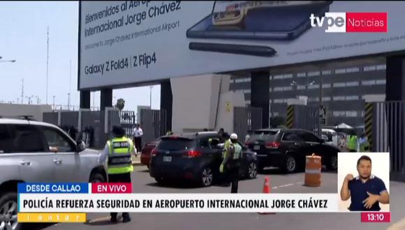 Policías resguardan aeropuerto Jorge Chávez. Foto: composición