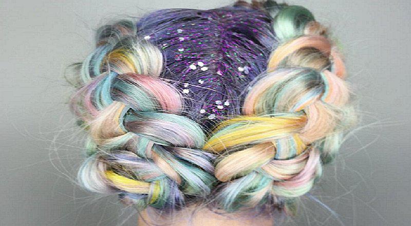 Quiso pintarse el cabello estilo unicornio, pero no esperó terrible resultado (FOTOS)