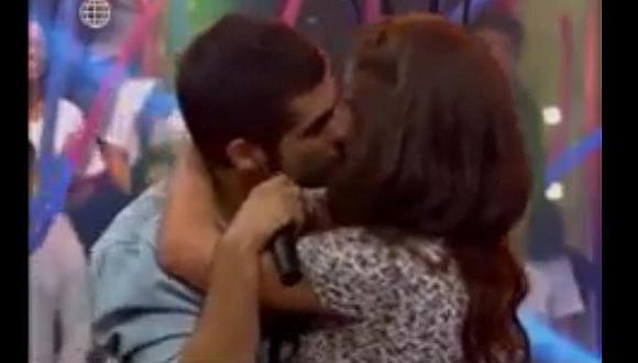 Stéfano Salvini besa a Katty García y esta reacciona así [FOTOS] 