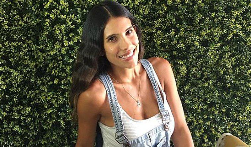 Hija de Vanessa Tello encanta a fans al posar para sesión de fotos