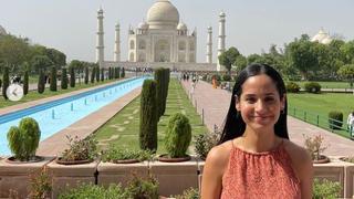 Sigrid Bazán sobre su viaje a la India: “tengo 31 años y quería mi foto en el Taj Mahal”