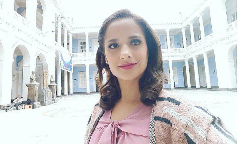 Melania Urbina publica foto como la 'Chica Dinamita' y cautiva a usuarios