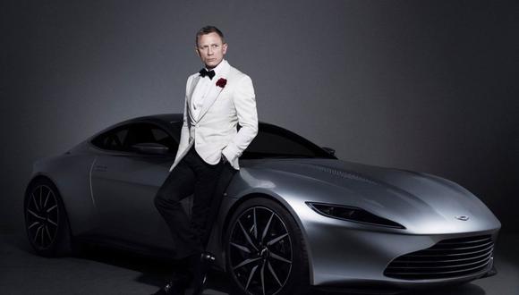 Subastarán un Aston Martin y otras piezas de James Bond  