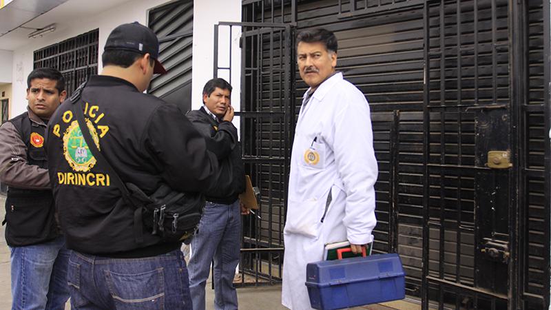 Estrangulan a "Estilista de las estrellas" 