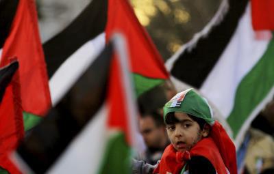 Música entre escombros sirve para tratar a los niños traumatizados de Gaza 