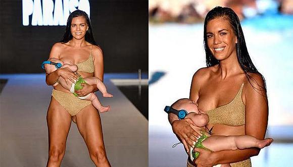 ​Modelo causa polémica por desfilar amamantando a su bebé de 5 meses