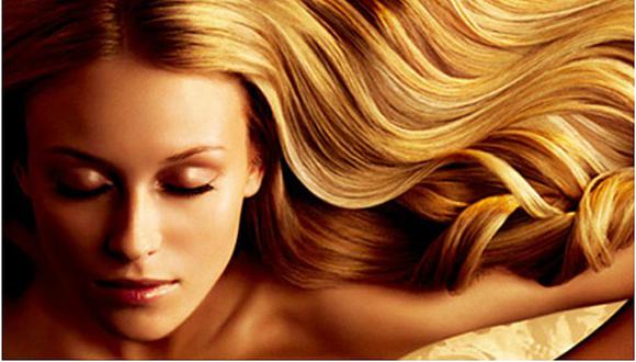 4 aspectos clave de tu cabello que debes atender para lucir más joven