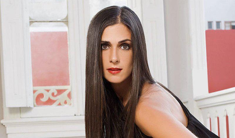 Vanessa Saba muestra el tratamiento que realiza para lucir una piel hidratada 