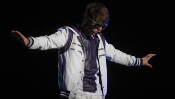 Justin Bieber deleitó a 30 mil fans en concierto en Lima