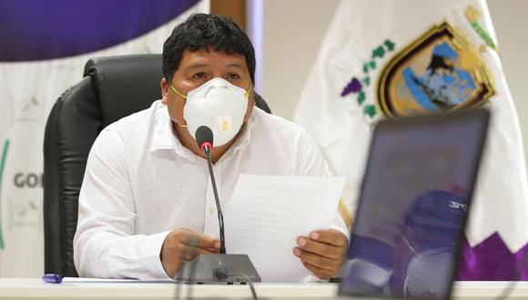 El gobernador de Ica, Javier Gallegos, coordinó acciones con diversas autoridades mediante videoconferencia. (Foto: Diresa Ica)
