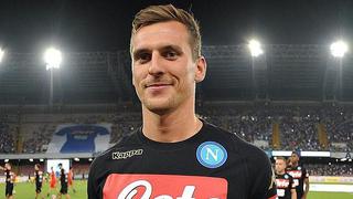 Nápoles ficha a Arkadiusz Milik para sustituir a Gonzalo Higuaín 