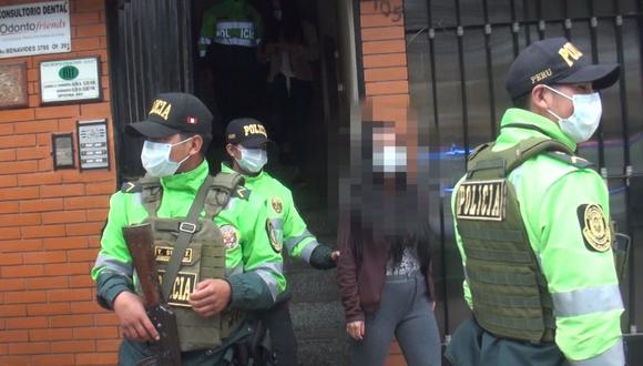 En el inmueble fueron intervenidas tres mujeres, dos peruanas y una extranjera. (Municipalidad de Surco)