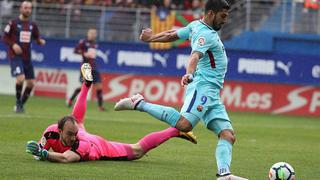 Líder Barcelona vence 0-2 al Eibar con goles de Suárez y Alba 