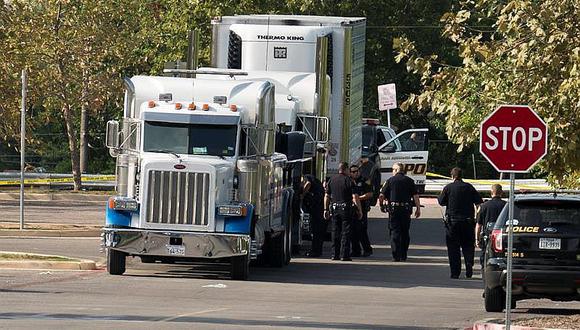 Aumentan a 10 los inmigrantes muertos hallados dentro de camión en Texas 