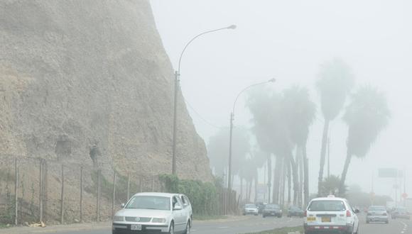 Densa neblina sorprende a residentes de la Costa Verde (VIDEO) 