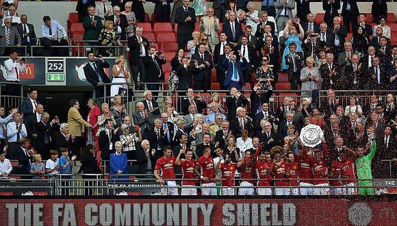 Manchester United derrota 2-1 al Leicester y conquista la Community Shield 