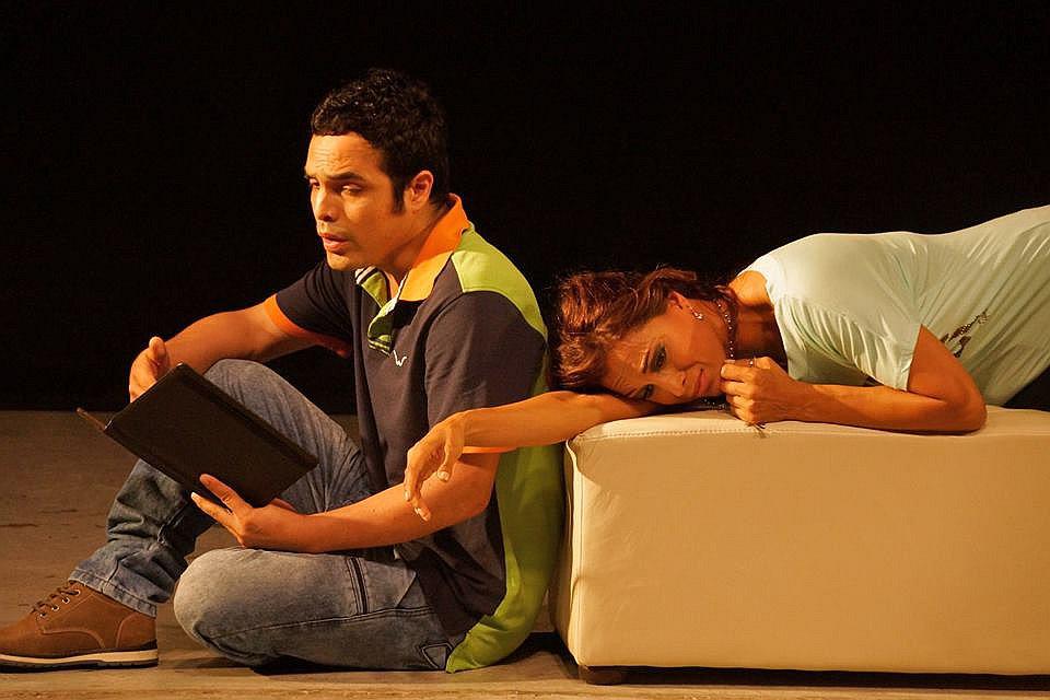 Levántate mujer: Obra Teatral alienta a que mujeres superen el maltrato  