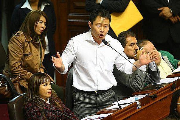 Keiko Fujimori hace que suspendan 60 días a su hermano Kenji y ¡este lanza amenaza!