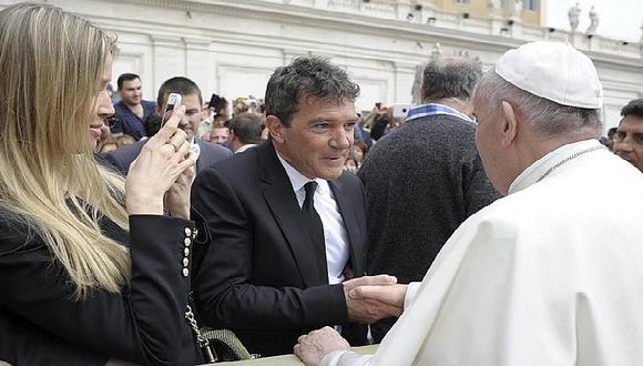 Antonio Banderas visitó al papa Francisco en el Vaticano [FOTOS]