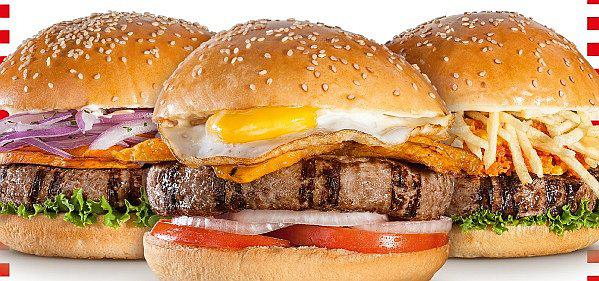Conocido fast food criticado por polémica publicidad para su hamburguesa
