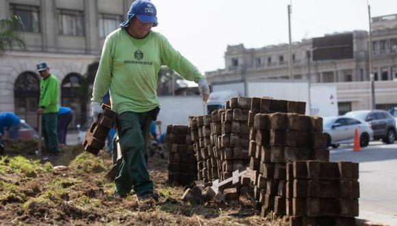 Municipalidad de Lima retiró 518 metros cuadrados de adoquines. Foto: MML