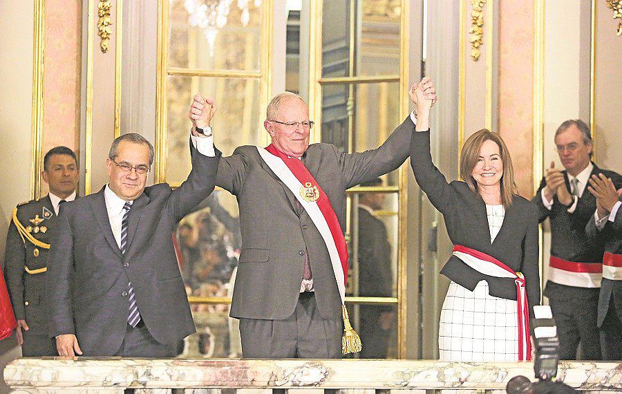 Marilú Martens juramentó como nueva ministra de Educación